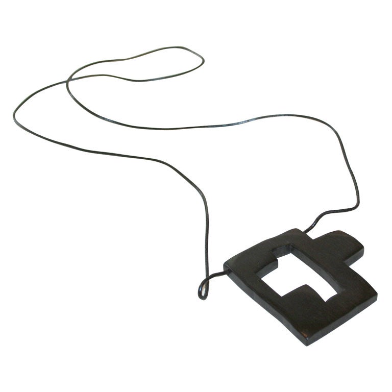 ALEXANDRE NOLL PENDANT