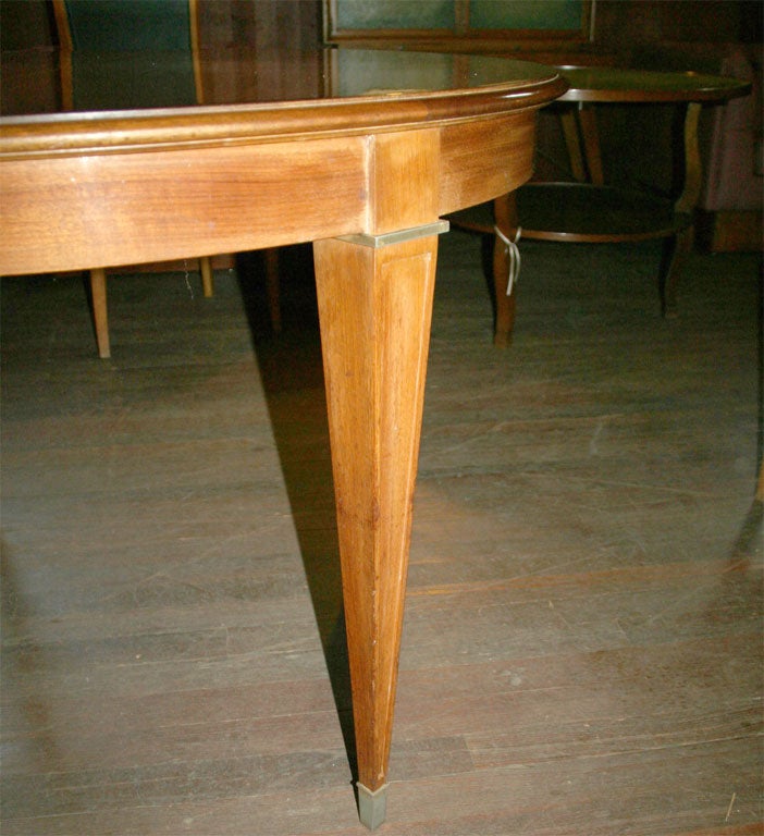 French Fruitwood Table In Good Condition For Sale In Stamford, CT