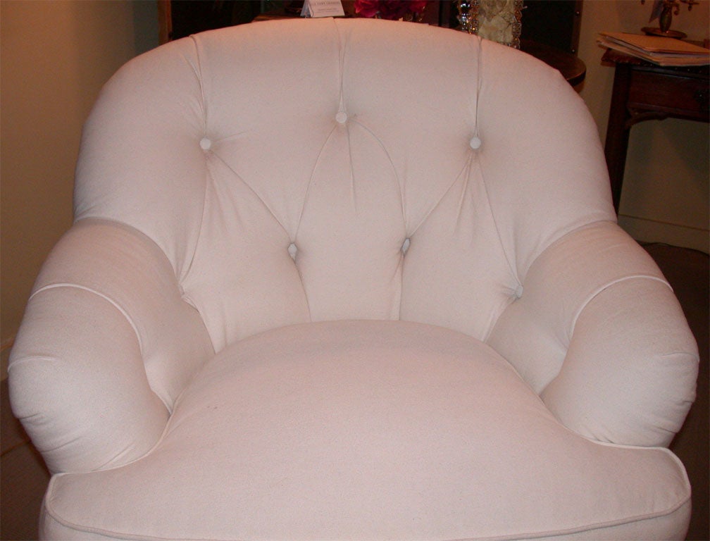 Tufted Swivel Club Chair For Sale 5