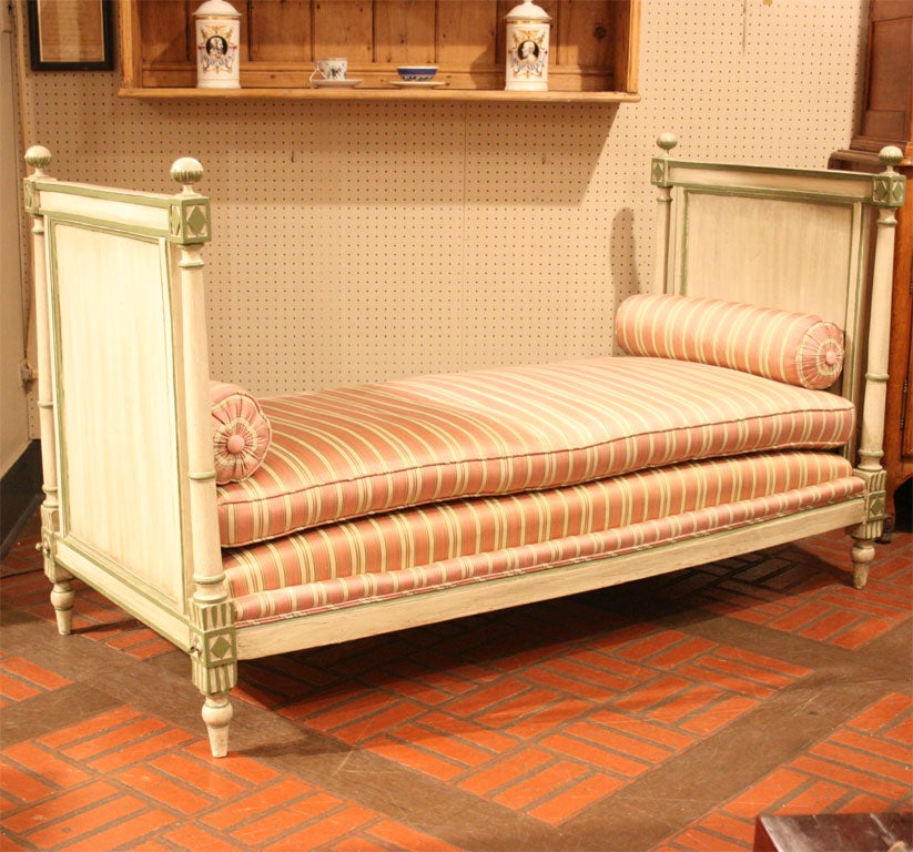 18th Century and Earlier Directoire Painted Daybed, Circa 1800