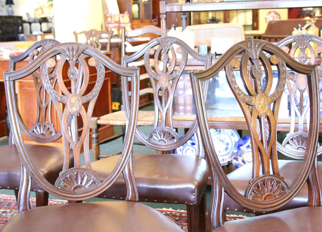 Set of Eight Hepplewhite Style Chairs 3