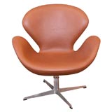 Vintage Arme Jacobsen "The Swan" chair "