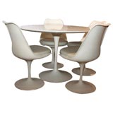 Knoll 42" white Saarinen tulip table w/4 matching chairs