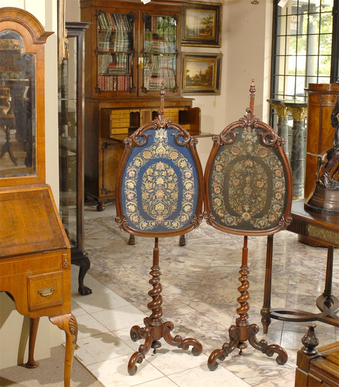 Pair of Pole Screens