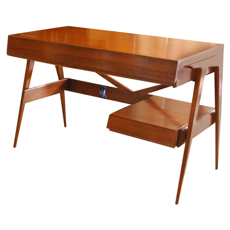 Silvio Cavatorta Desk