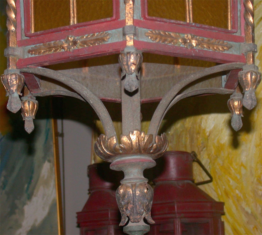 Lanterne d'entrée monumentale de style néo-renaissance en bronze doré en vente 1
