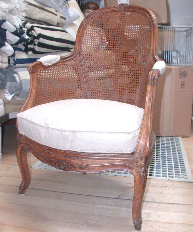small caned bergere