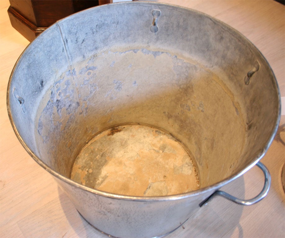French Zinc bucket