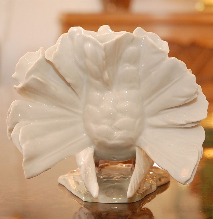 Matched pair of porcelain doves by Rosenthal 2