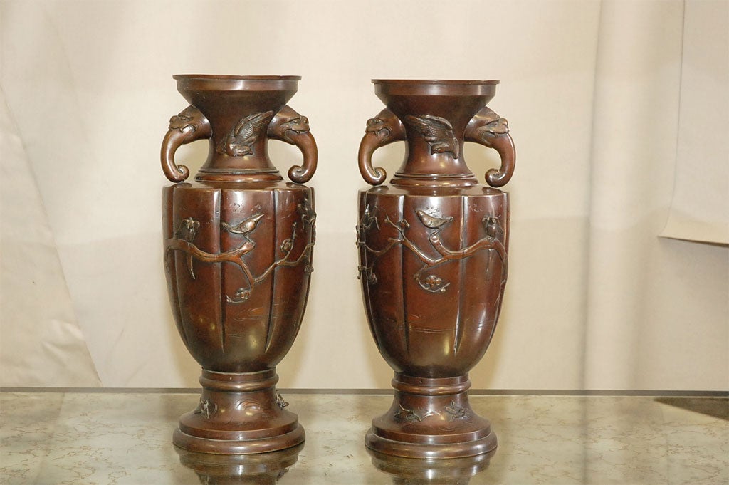 PAIR OF JAPANESE BRONZE URNS at 1stDibs