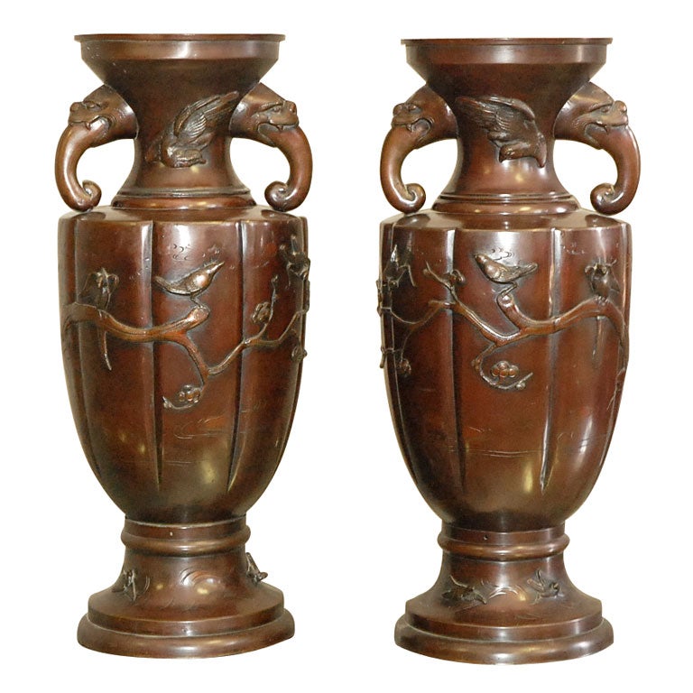 PAIR OF JAPANESE BRONZE URNS at 1stDibs