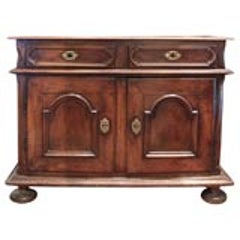 LATE 17TH CENTURY ITALIAN BUFFET 7