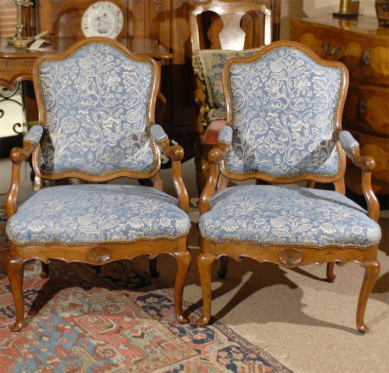 Pair of Fine Italian Fauteuils in Walnut, c. 1760