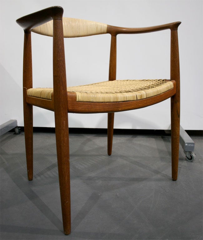 Teak and Cane Round Chair by Hans Wegner In Excellent Condition In New York, NY