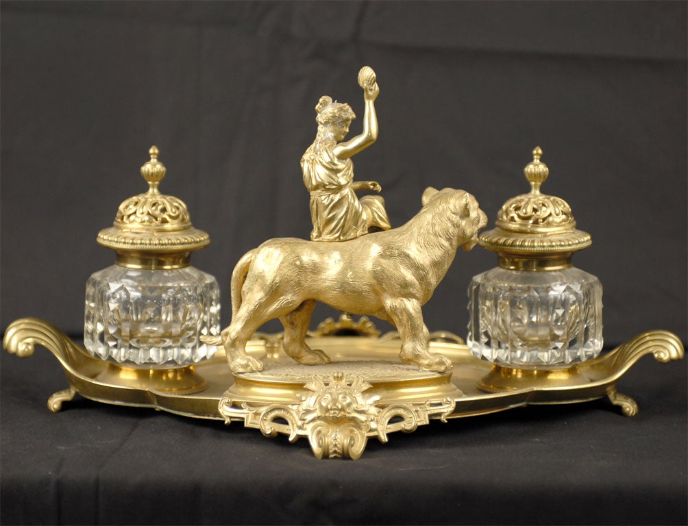 Set di calamai in bronzo dorato e cristallo del periodo Napoleone III, 1870 circa in vendita 2