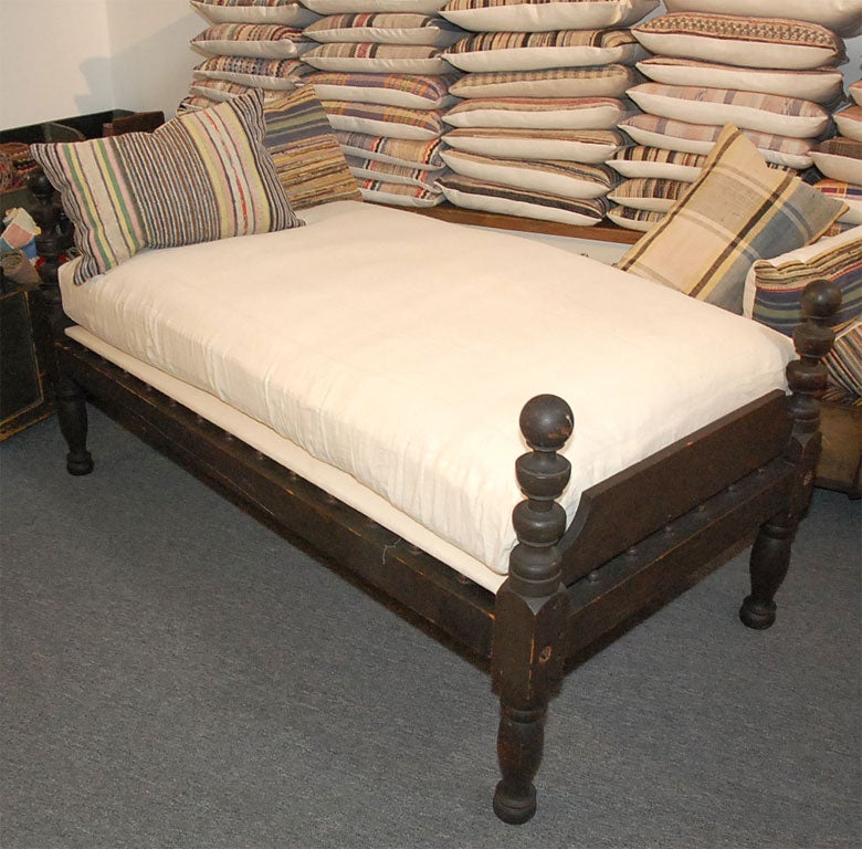 19THC ORIGINAL BROWN PAINTED TWIN BED WITH CUSTOM MADE MATTRESS 5