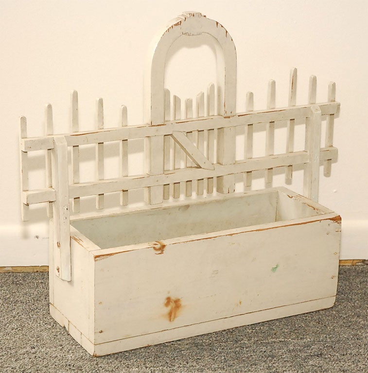 1920'S PLANTER BOX