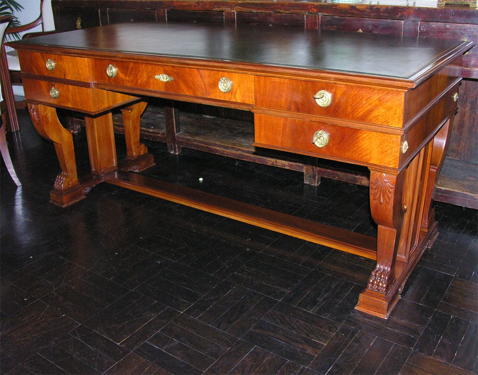 Mid-20th Century Mahogany Writing Table For Sale 6
