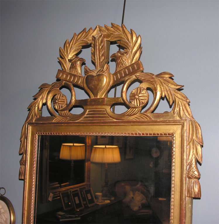 Miroir français en bois doré de style Louis XVI Excellent état - En vente à New York, NY