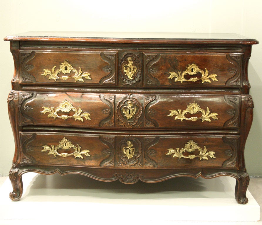 Regence Walnut Commode Ex: Potter Palmer Castle