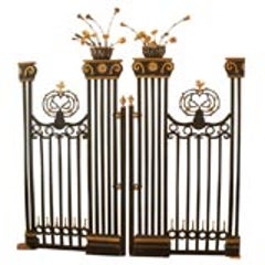 Pair of 19th Century Belgian Carved Wood Decorative Grills with Gilded Details 4