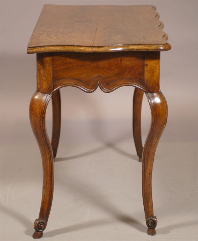 Louis XV Period Walnut Console from Provence, circa 1760 For Sale 4