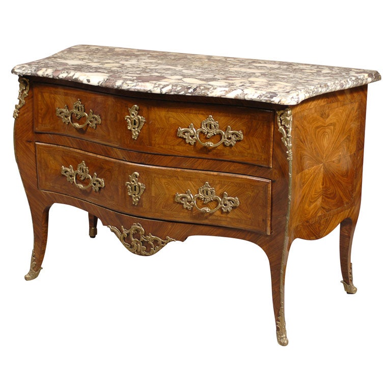 Commode de style Louis XV en bois de roi et tulipier, vers 1850