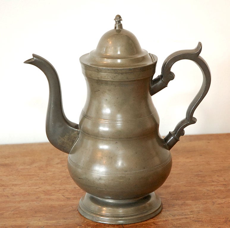 EARLY AND RARE PEWTER TEA POT WATTACHED LID GREAT AS FOUND CONDITION AND WONDERFUL FORM AND PATINA