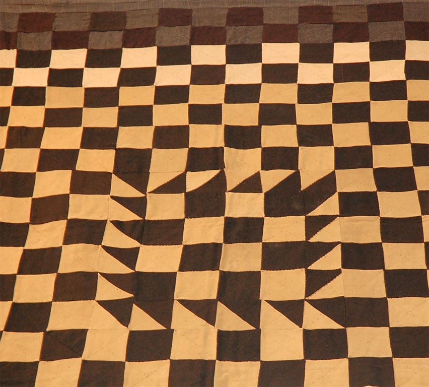 LATE 19THC  BLACK AND WHITE MENNONITE QUILT 3