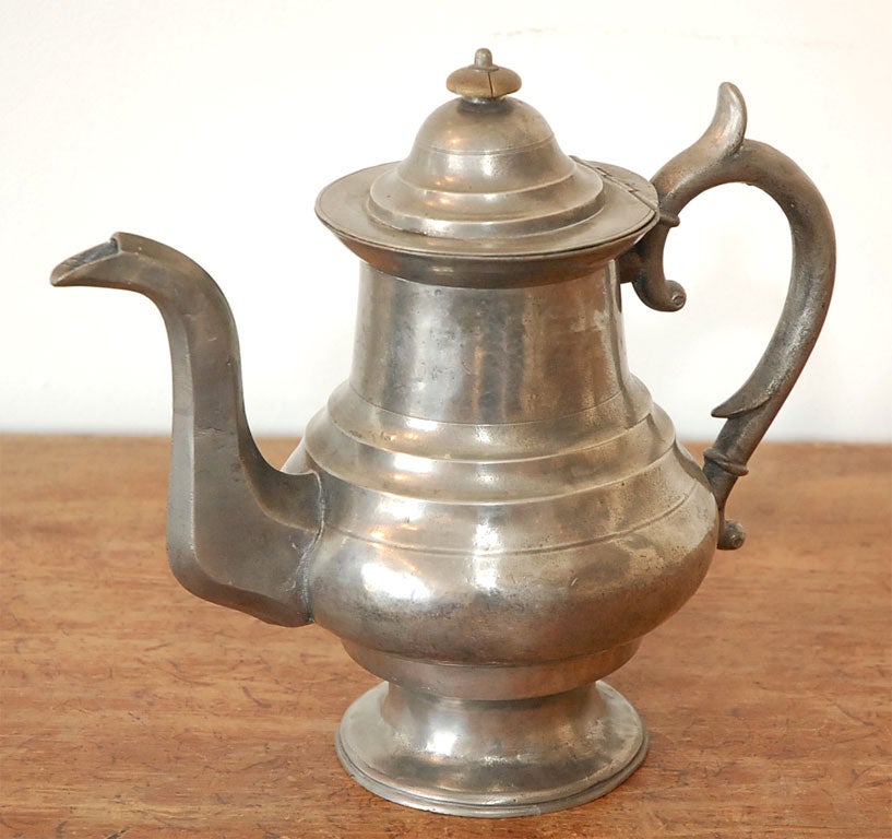 EARLY AND RARE PEWTER TE POT WATTACHED LID GREAT AS FOUND CONDITION AND WONDERFUL FORM PATINA
