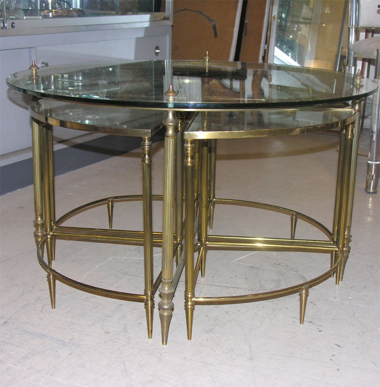 Cocktail Table with Four Nesting Tables
