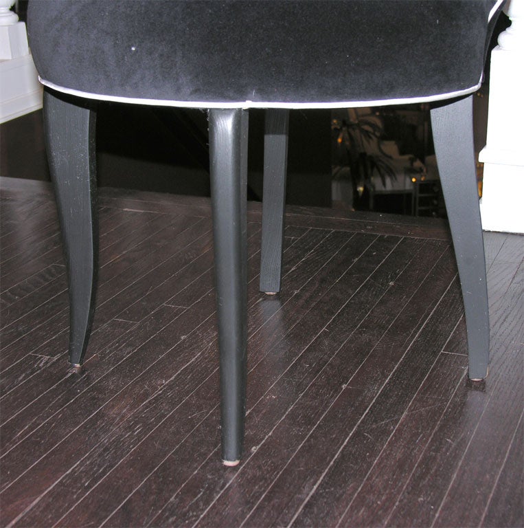 1940 S French Black Velvet Vanity Stool With White Piping At 1stdibs Mid 20th Century 1940 S French Black Velvet Vanity Stool With White Piping For