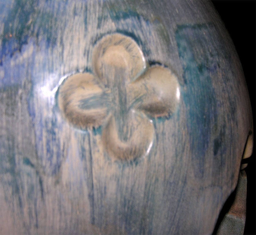 Metà XX secolo Lampada italiana in ceramica a trifoglio in vendita