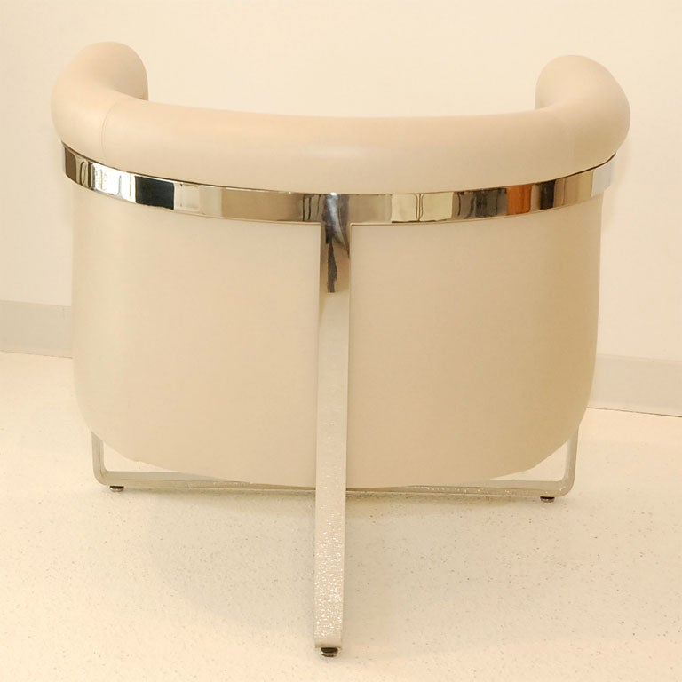 Pair of Chrome and Leather Upholstered Tub Chairs by Pace 4