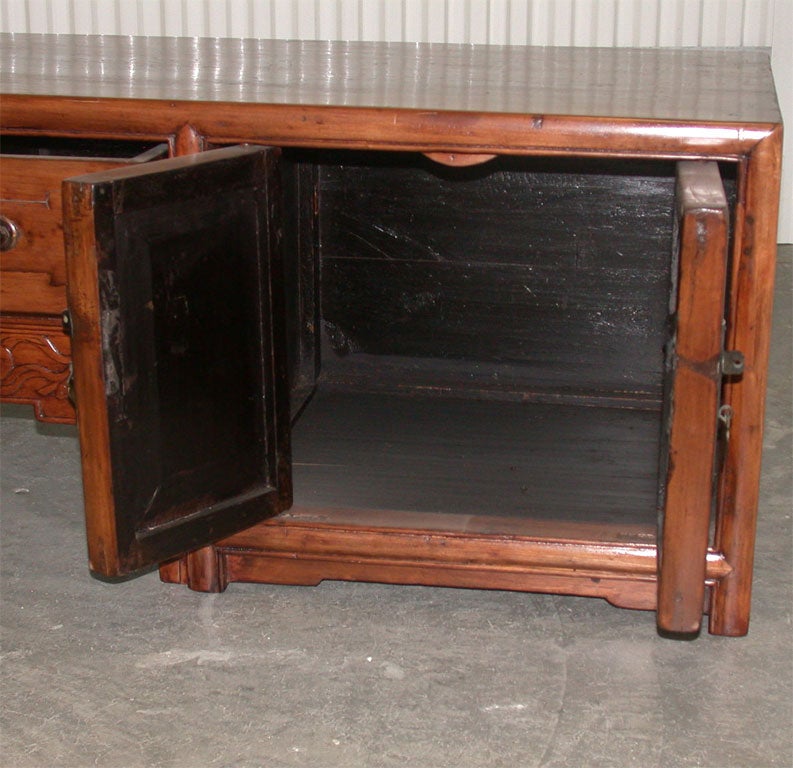 Bench/Cabinet 3