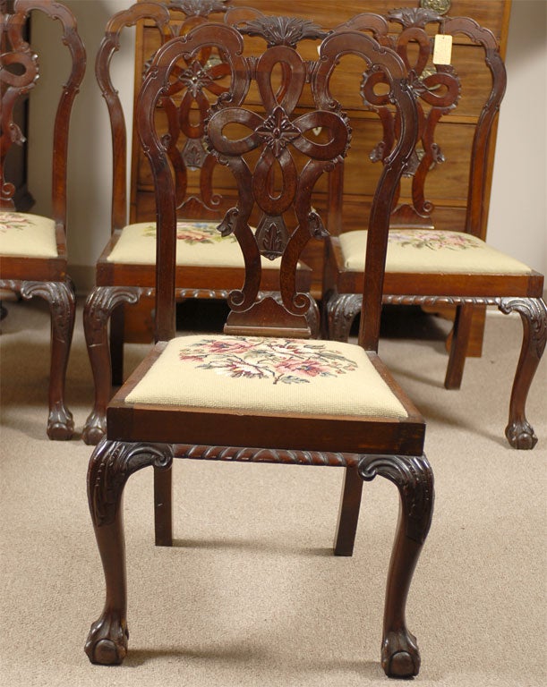 English Set of 4 Chippendale style Chairs