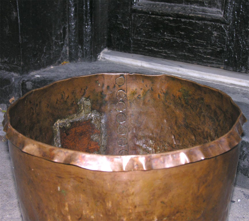 English 18th c. Copper Cauldron 1