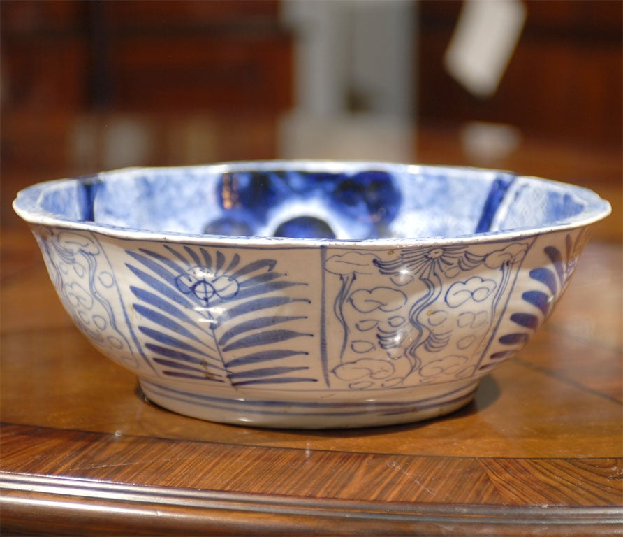 Mid 19th C. Chinese Imari Lotus Bowl 6