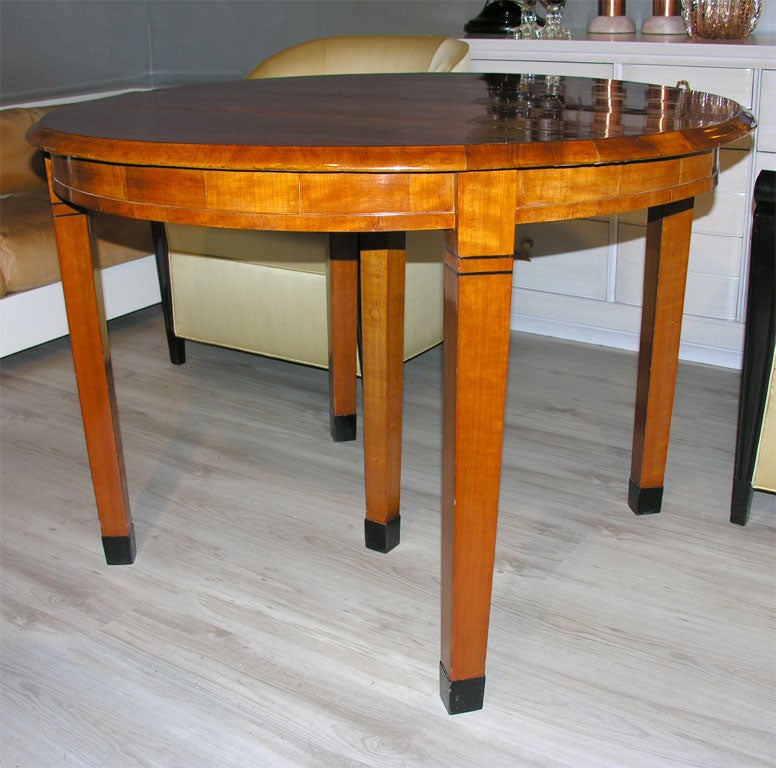 Biedermeir 5 leg Dining Table with 2 Leaves