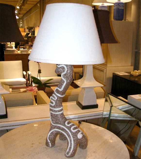 Giraffe lamp with glazed detail In Excellent Condition In New York, NY