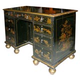 Antique William and Mary Chinoiserie Kneehole Desk, 18th century