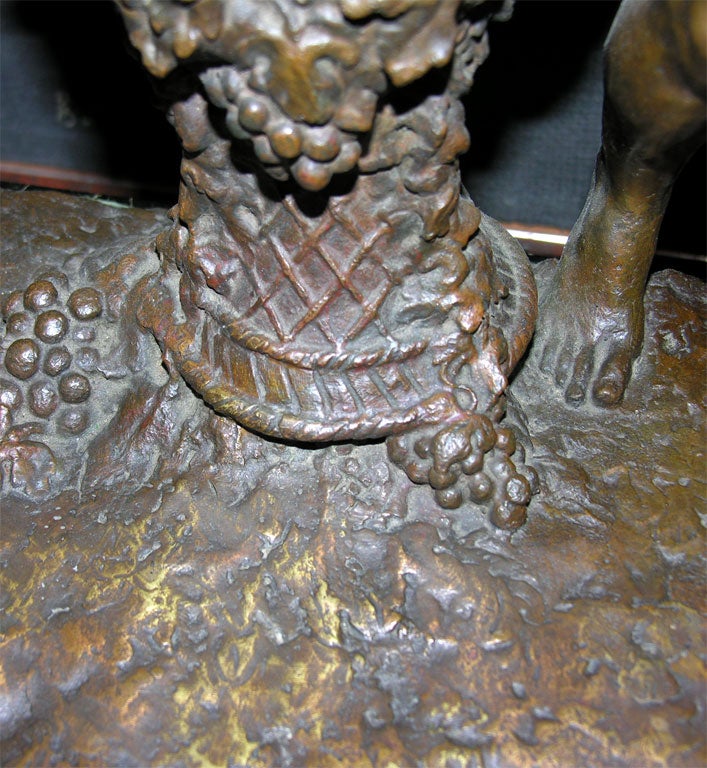 20ième siècle Sculpture en bronze Art Déco de Bacchantes par L. Dolapehier en vente