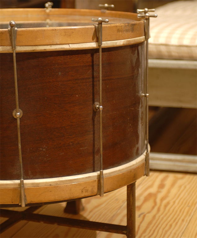 snare drum table