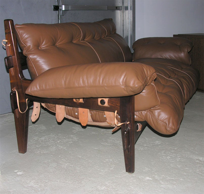 sofa moleca
