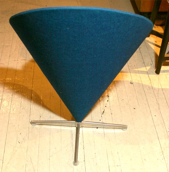 Pair Verner Panton Swivel Chairs in Mint Condition . 4
