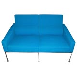 Compact Settee by Arne Jacobsen