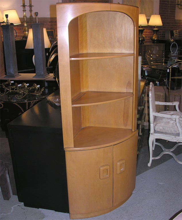 Rare Pair Heywood Wakefield Corner Cabinets. Champagne finish, 28
