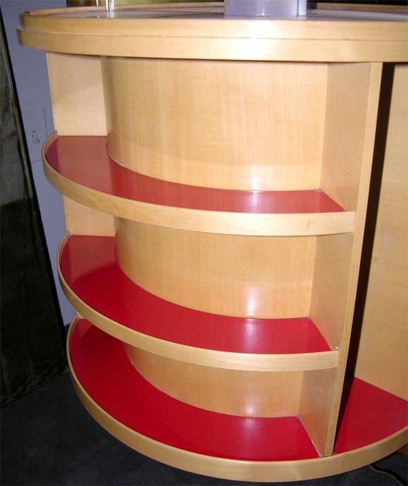 Fine lacquered bar cabinet by Batistin Spade 2