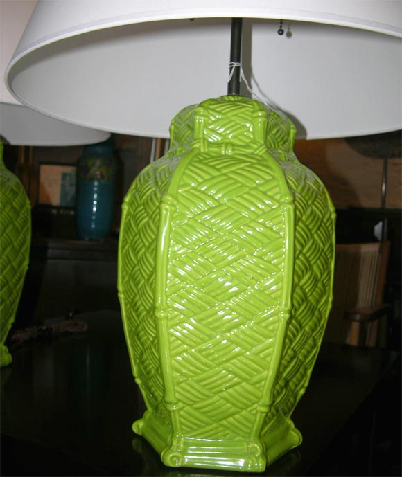 kelly green table lamp