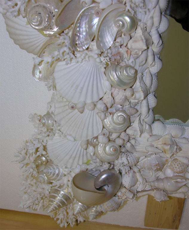 Seashell Mirror by Mongiardino For Sale 3